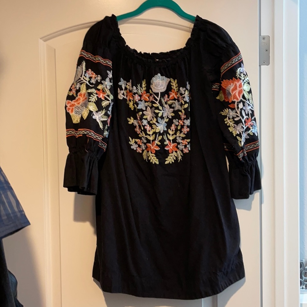 Free people embroidered tunic with pockets